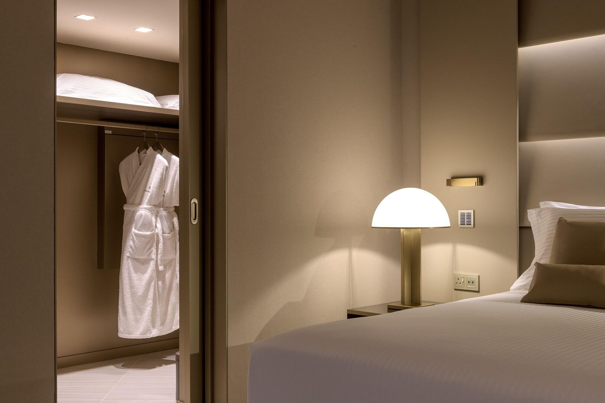 ホテル Amarande (Adults Only) アヤナパ エクステリア 写真 A room at the hotel