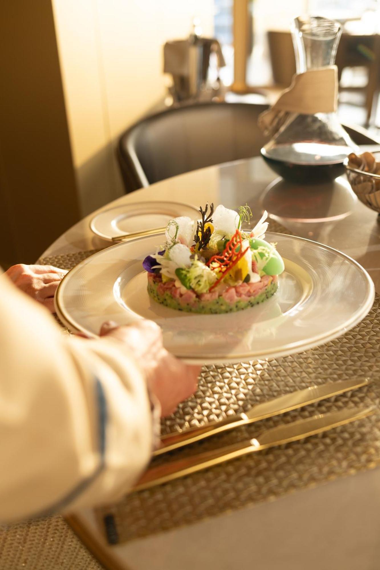 ホテル Amarande (Adults Only) アヤナパ エクステリア 写真 A plate of food