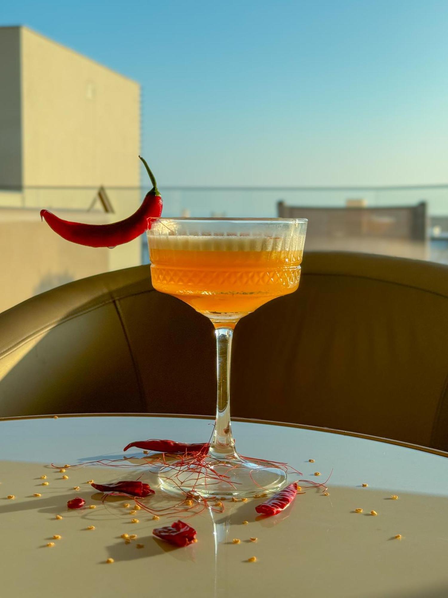 ホテル Amarande (Adults Only) アヤナパ エクステリア 写真 A chili pepper garnish