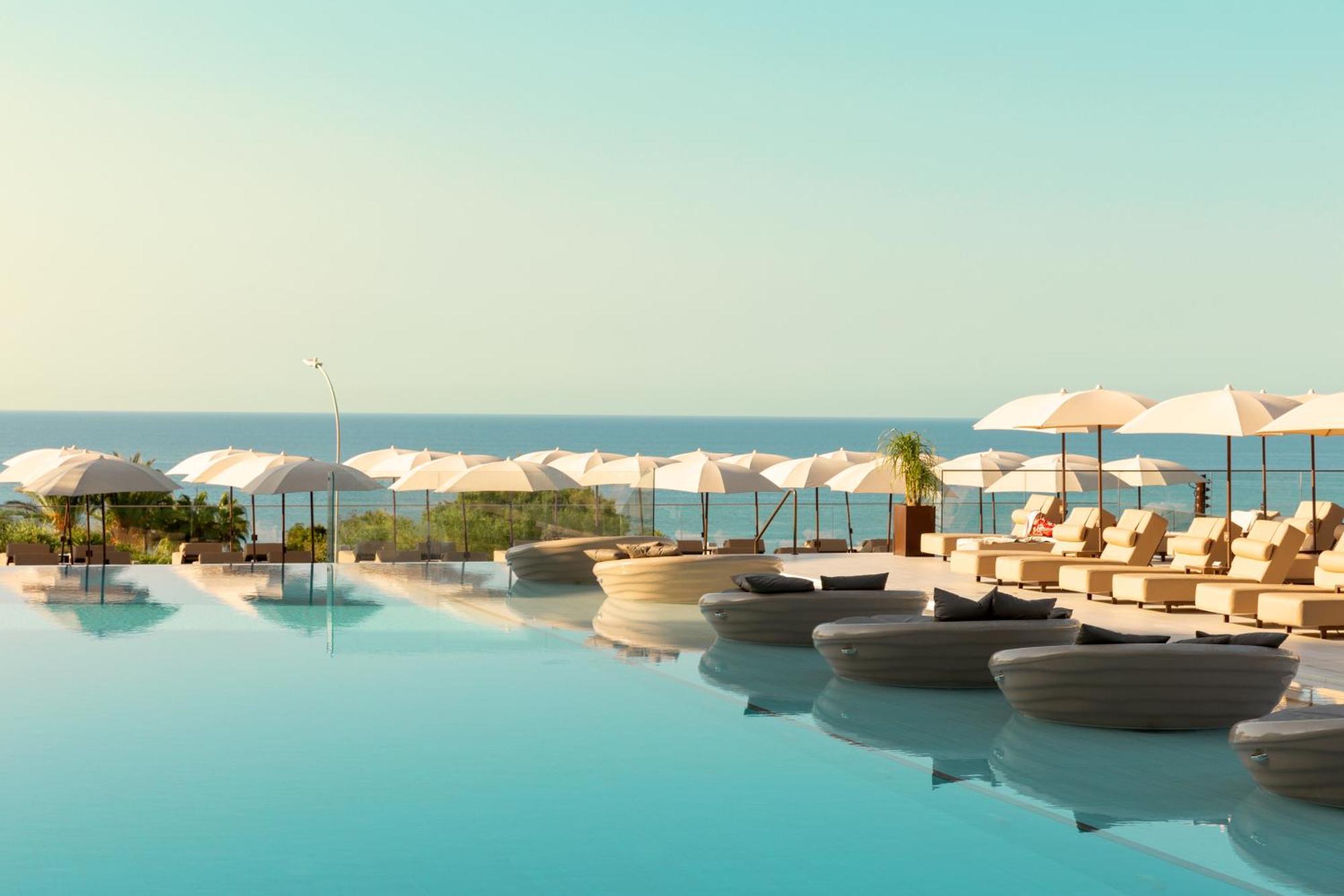 ホテル Amarande (Adults Only) アヤナパ エクステリア 写真 The Westin Resort & Spa, Playa Mujeres